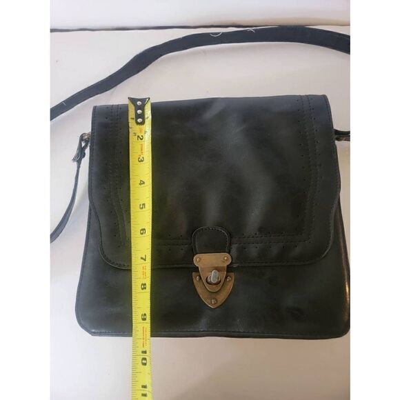 Steve Madden Women's Black Leather Crossbody Shoulder Bag - Picture 8 of 11